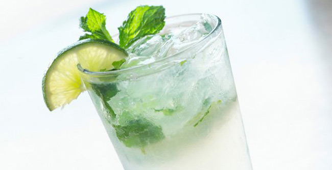 5 tips for a summer with a youthful-looking glow!